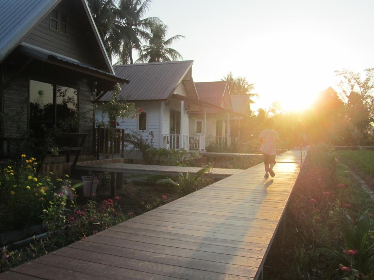 Baan Thung Home Stay Prasat Экстерьер фото
