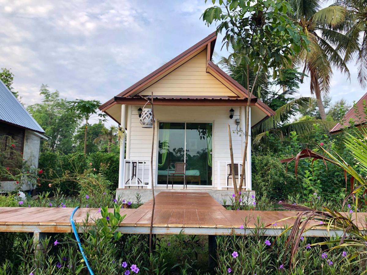 Baan Thung Home Stay Prasat Экстерьер фото